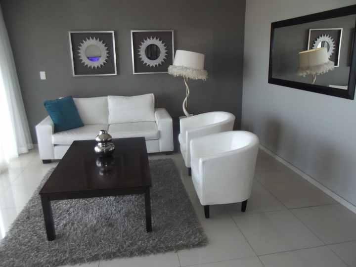 2 Bedroom Property for Sale in Bloubergrant Western Cape